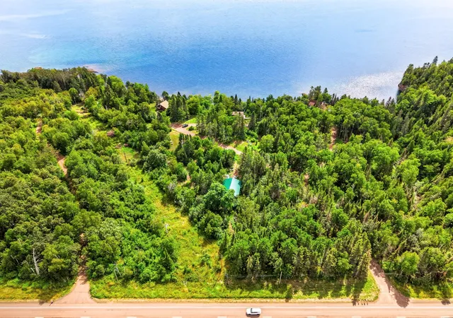 Photo 4 of Single family home for sale at 6176 Highway 61, Silver Bay, MN 55614 | MLS# 7116475 | Listing updated on 2026-10-07