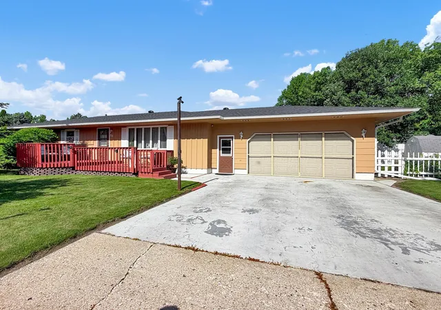 Photo 2 of Sale Pending at 113 Circle Dr, Thief River Falls, MN 56701 | MLS# 7116483 | Listing updated on 2026-08-01