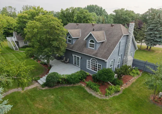 Photo 2 of Single family home for sale at 701 3rd Avenue Ne, Roseau, MN 56751 | MLS# 7116486 | Listing updated on 2026-09-01