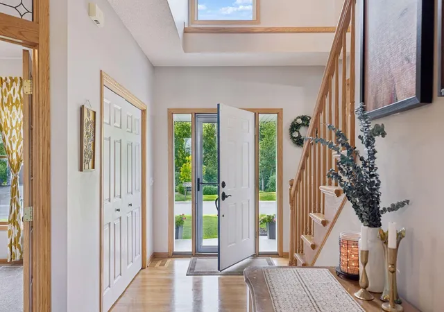 Photo 4 of Single family home for sale at 6402 Langer Ln, Hugo, MN 55038 | MLS# 7116511 | Listing updated on 2026-08-31