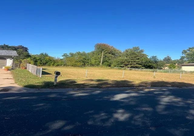 Photo 3 of Land for sale at 3xx Belmont Ln E, Saint Paul, MN 55117 | MLS# 7116536 | Listing updated on 2026-07-27