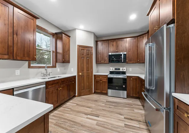 Photo 1 of Single family home for sale at 532 Old Military Rd, Sandstone, MN 55072 | MLS# 7116570 | Listing updated on 2026-07-28