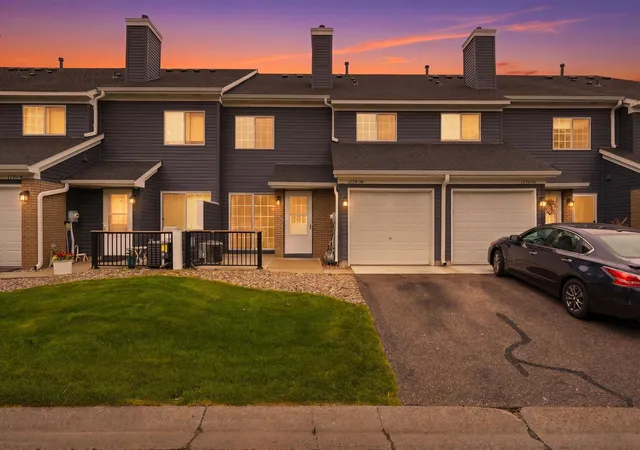 Photo 2 of Single family home for sale at 1770 Donegal Dr #10, Saint Paul, MN 55125 | MLS# 7116576 | Listing updated on 2026-08-26