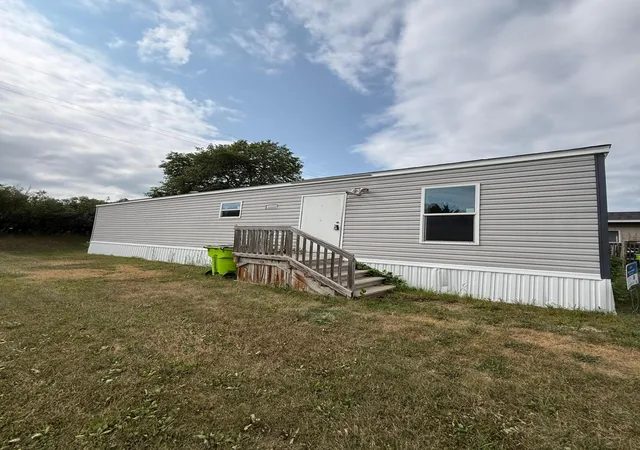 1st image of 12 Raasch Rnch, Zumbrota, MN 55992 | MLS# 7116614