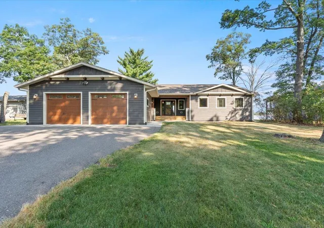 1st image of 13607 Maplewood Dr, Baxter, MN 56425 | MLS# 7116627