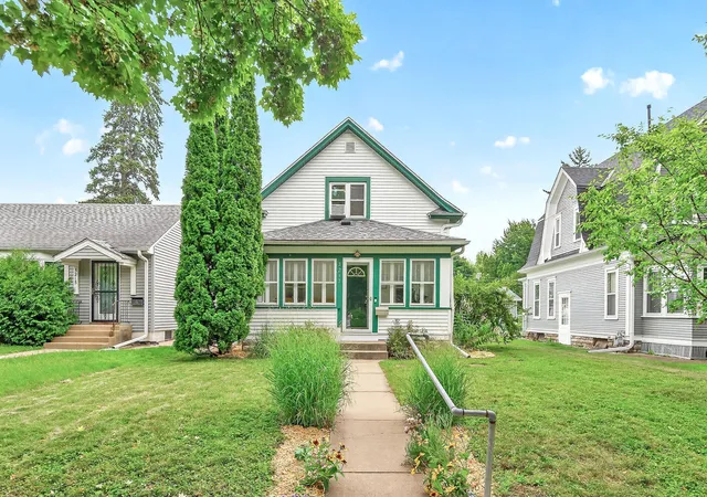 Photo 1 of Sale Pending at 3217 30th Avenue S, Minneapolis, MN 55406 | MLS# 7116638 | Listing updated on 2026-08-25