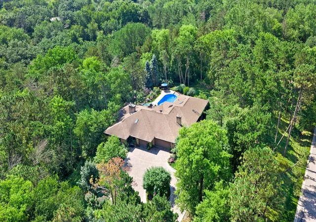 1st image of 6191 Crackleberry Trl, Saint Paul, MN 55129 | MLS# 7116667