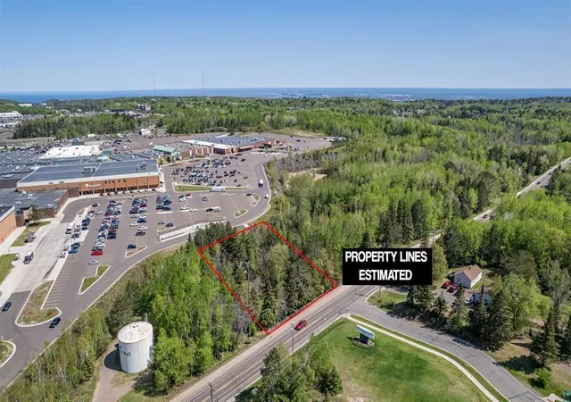 3rd image of 4716 Decker Rd, Duluth, MN 55811 | MLS# 7116675