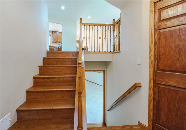 Photo 3 of Sale Pending at 1100 W 158th Street, Burnsville, MN 55306 | MLS# 7116692 | Listing updated on 2026-08-28