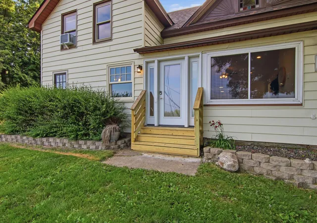1st image of 939 Us Hwy 63, Baldwin, WI 54002 | MLS# 7116693