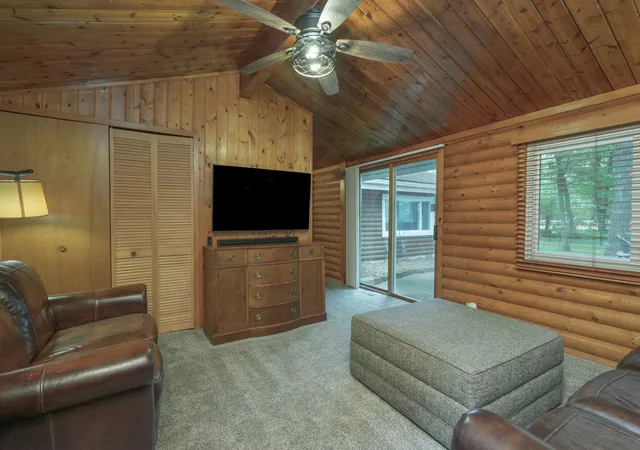Photo 3 of Sale Pending at 8672 Wren Dr, Pequot Lakes, MN 56472 | MLS# 7116733 | Listing updated on 2026-08-17