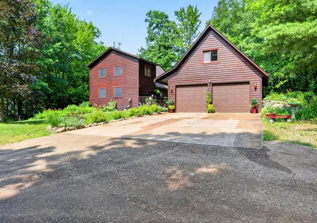 Photo 3 of Single family home for sale at 11288 W Quail Ln, Hayward, WI 54843 | MLS# 7116734 | Listing updated on 2026-08-08