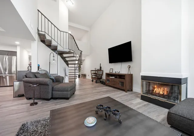 2nd image of 845 8th Ave Se, Forest Lake, MN 55025 | MLS# 7116765