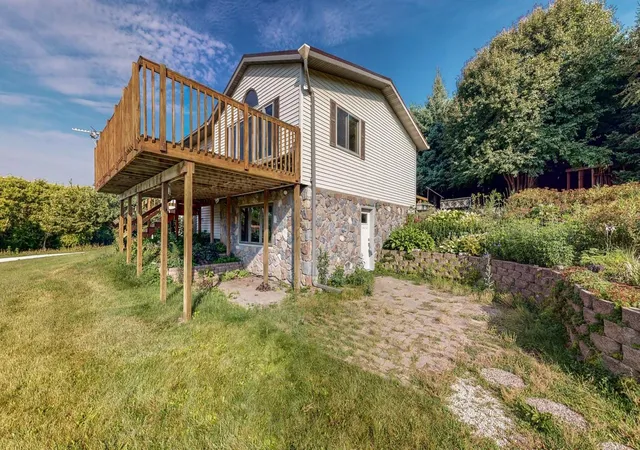 Photo 3 of Single family home for sale at 1920 10th Avenue NE, Byron, MN 55920 | MLS# 7116767 | Listing updated on 2026-07-27