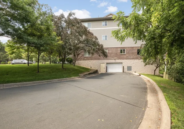2nd image of 18400 Euclid St, Farmington, MN 55024