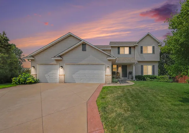 Photo 2 of Sale Pending at 12320 Windsor Ct, Burnsville, MN 55337 | MLS# 7116787 | Listing updated on 2026-08-16