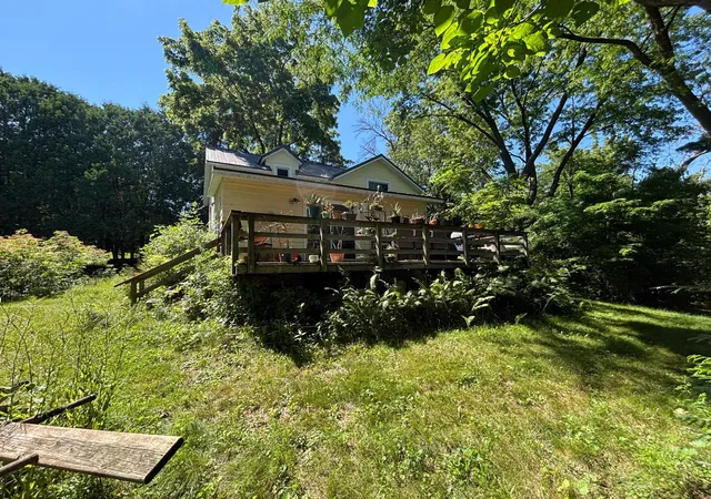Photo 3 of Sale Pending at 505 Ridge Rd S, Preston, MN 55965 | MLS# 7116793 | Listing updated on 2026-09-19