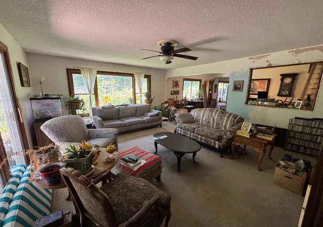 Photo 4 of Sale Pending at 505 Ridge Rd S, Preston, MN 55965 | MLS# 7116793 | Listing updated on 2026-09-19