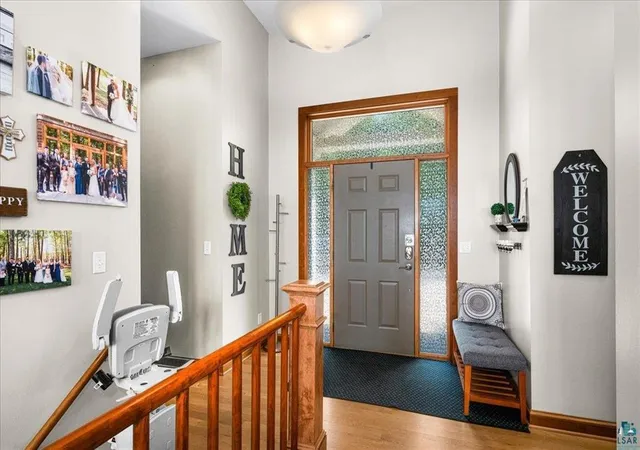 Photo 3 of Single family home for sale at 6906 W Van Rd, Duluth, MN 55803 | MLS# 7116831 | Listing updated on 2026-09-01