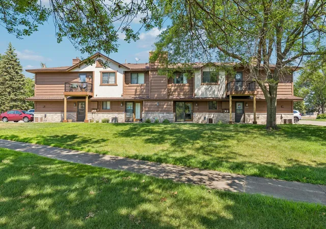 1st image of 12616 University Ave Nw, Minneapolis, MN 55448 | MLS# 7116838