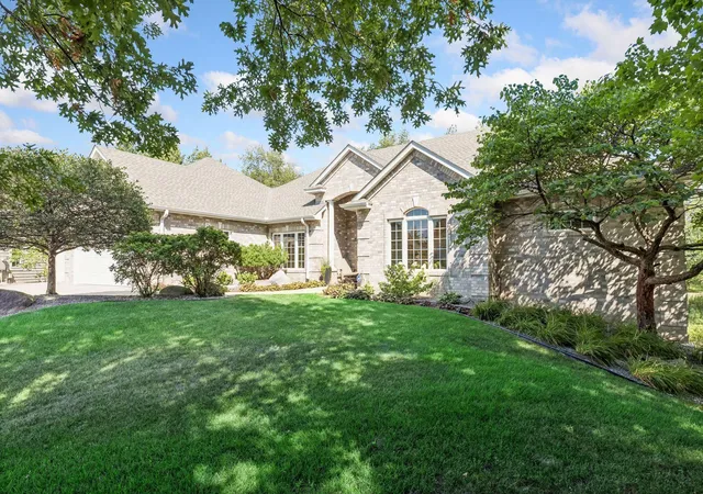 Photo 3 of Single family home for sale at 1360 Grace Dr, Saint Paul, MN 55123 | MLS# 7116839 | Listing updated on 2026-08-11
