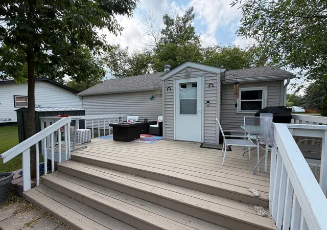 2nd image of 200 5th St Se, Roseau, MN 56751 | MLS# 7116842