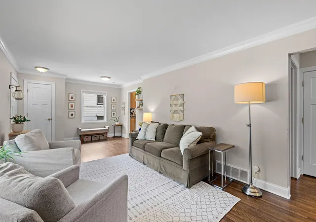 Photo 3 of Sale Pending at 2652 Florida Ave S, Minneapolis, MN 55426 | MLS# 7116849 | Listing updated on 2026-09-04