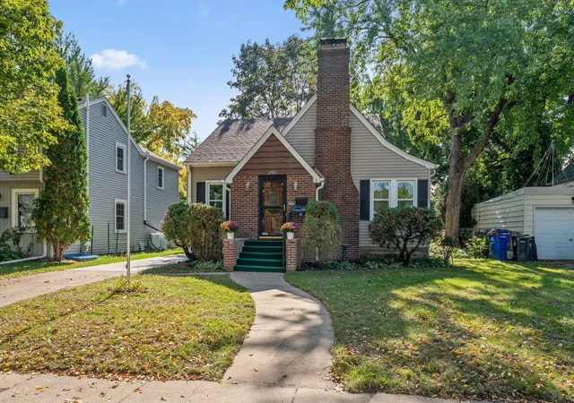 Photo 1 of Single family home for sale at 1200 Idaho Ave W, Saint Paul, MN 55108 | MLS# 7116874 | Listing updated on 2026-10-09