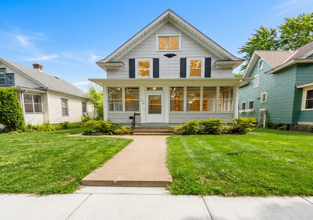 Photo 1 of Sale Pending at 454 Herschel St, Saint Paul, MN 55104 | MLS# 7116894 | Listing updated on 2026-08-31