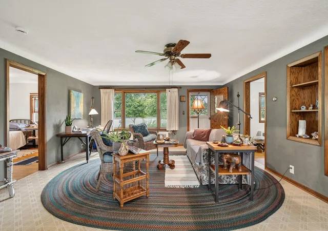 Photo 4 of Single family home for sale at 2033 County Rd C, Somerset, WI 54025 | MLS# 7116908 | Listing updated on 2026-09-22