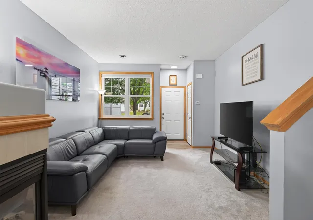 Photo 4 of Sale Pending at 11160 204th Street W, Lakeville, MN 55044 | MLS# 7116931 | Listing updated on 2026-08-28