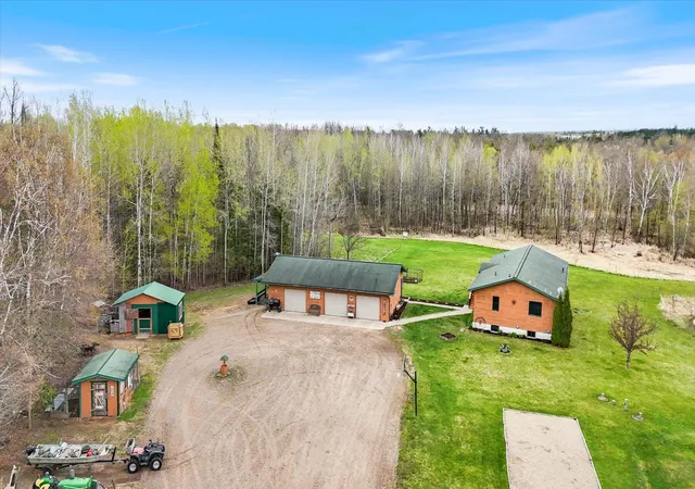 Photo 3 of Single family home for sale at 1102 Prairie River Trl, Grand Rapids, MN 55744 | MLS# 7116961 | Listing updated on 2026-10-05