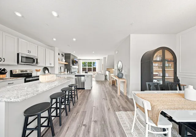 Photo 2 of Single family home for sale at 2217 Gateway Curv, Saint Paul, MN 55109 | MLS# 7116975 | Listing updated on 2026-09-25