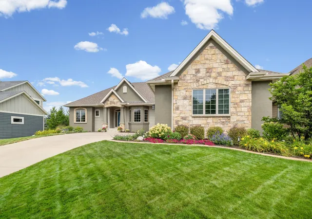 Photo 2 of Sale Pending at 11030 Sweetwater Path, Saint Paul, MN 55129 | MLS# 7116976 | Listing updated on 2026-10-01
