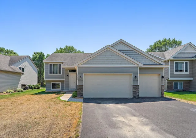 1st image of 16727 72nd St Ne, Elk River, MN 55330 | MLS# 7116990