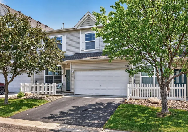 1st image of 19506 Blue Jay Ct #2, Farmington, MN 55024 | MLS# 7117018