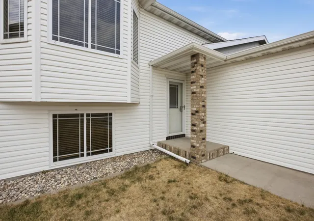 Photo 3 of Single family home for sale at 3635 Harrison St S, Fargo, ND 58104 | MLS# 7117031 | Listing updated on 2026-09-16