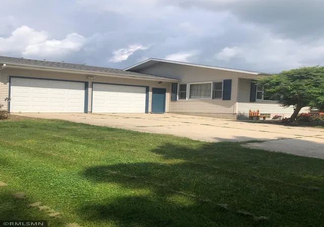 2nd image of 311 W Borden Ave, Buffalo Lake, MN 55314 | MLS# 7117047