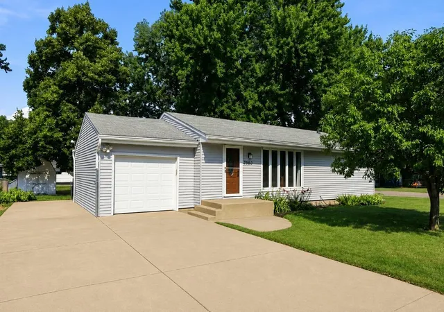 Photo 1 of Single family home for sale at 7980 Jackson St Ne, Minneapolis, MN 55432 | MLS# 7117112 | Listing updated on 2026-09-07