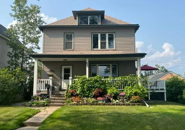 Single family home for sale at 821 10th Street N, Virginia, MN 55792 | MLS# 7117141