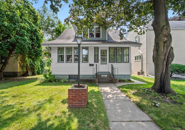 31st image of 1308 Juno Ave, Saint Paul, MN 55116 | MLS# 7117151