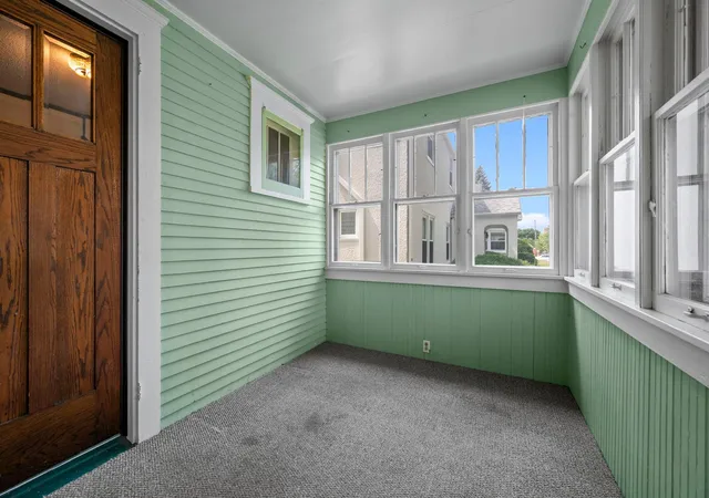 Photo 3 of Sale Pending at 1308 Juno Ave, Saint Paul, MN 55116 | MLS# 7117151 | Listing updated on 2026-08-28