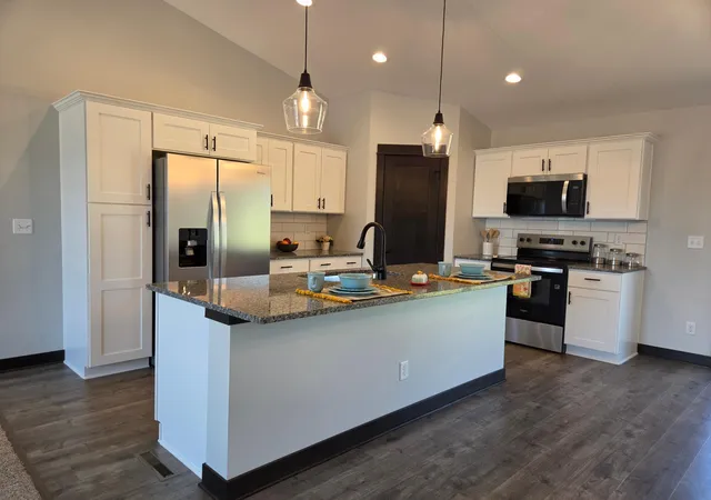 Photo 2 of Sale Pending at 2 Marie Cir, Elysian, MN 56028 | MLS# 7117154 | Listing updated on 2026-10-12