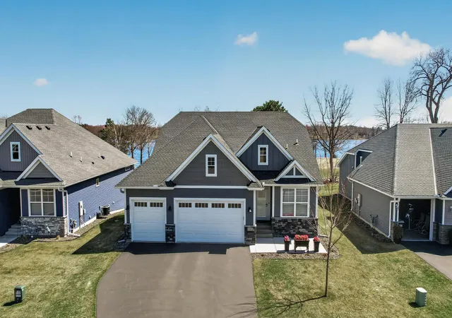 1st image of 25415 Farmstead Ln, Wyoming, MN 55092 | MLS# 7117159