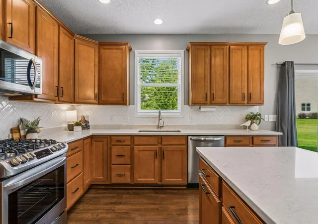 5th image of 13816 Savanna Dr, Rogers, MN 55374 | MLS# 7117162