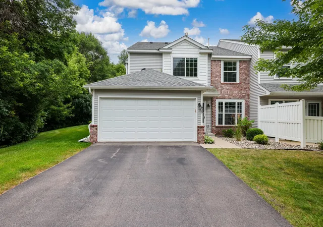 1st image of 429 Wilderness Dr, Chaska, MN 55318 | MLS# 7117165