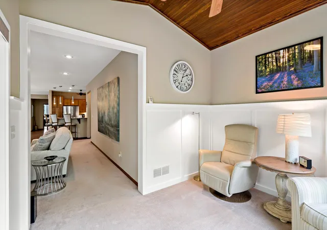 Photo 4 of Sale Pending at 15305 Stonewood Ct, Burnsville, MN 55306 | MLS# 7117179 | Listing updated on 2026-08-18