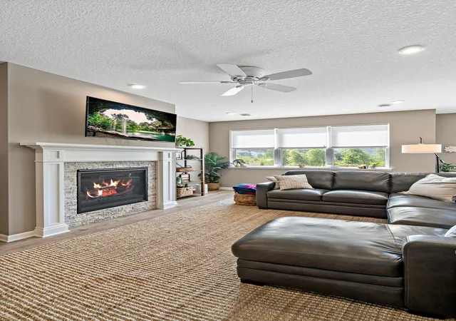 Photo 1 of Single family home for sale at 3818 192nd Street W, Farmington, MN 55024 | MLS# 7117188 | Listing updated on 2026-09-30