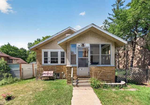 Photo 1 of Single family home for sale at 1461 7th Street W, Saint Paul, MN 55102 | MLS# 7117191 | Listing updated on 2026-10-18