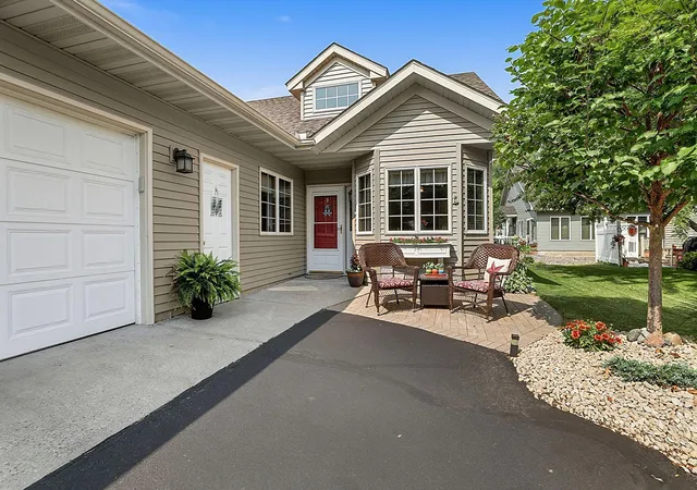 2nd image of 157 Cardinal Ln, Clearwater, MN 55320 | MLS# 7117205